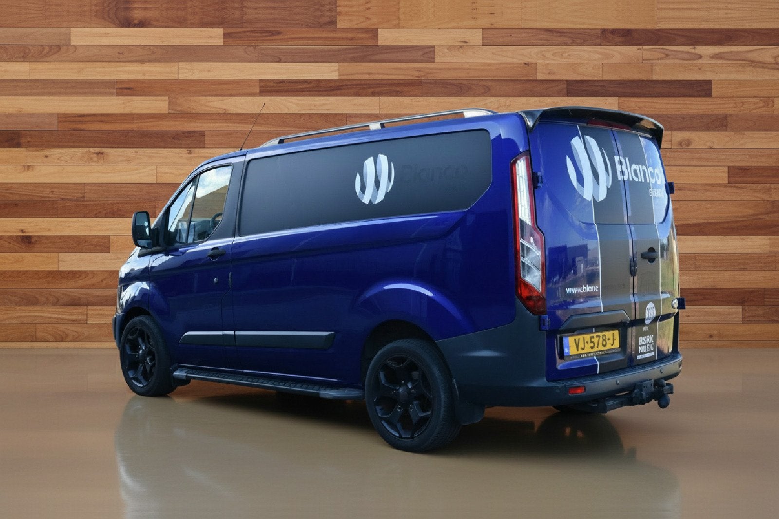 Ford Transit Custom 270 2.2 TDCI L1H1 Trend (bj 2014), Voorwielaandrijving, Euro 5, Gebruikt, Zwart