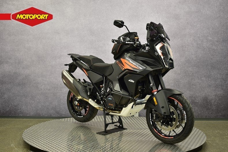 KTM 1290 SUPER ADVENTURE S (bj 2022), KTM Sportmotorcycle GMBH, Bedrijf, Toermotor, Stallhofnerstrasse 3
5230  Mattighofen, AT