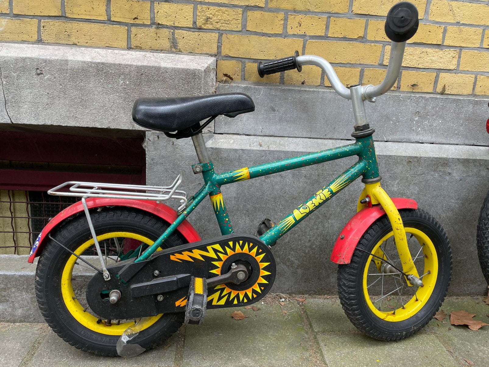 Loekie kinderfietsje, Fietsen en Brommers, Ophalen, Gebruikt, Terugtraprem, Minder dan 16 inch