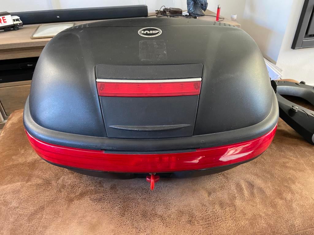 Givi monokey E460N maxia case topkoffer, Ophalen, Zo goed als nieuw