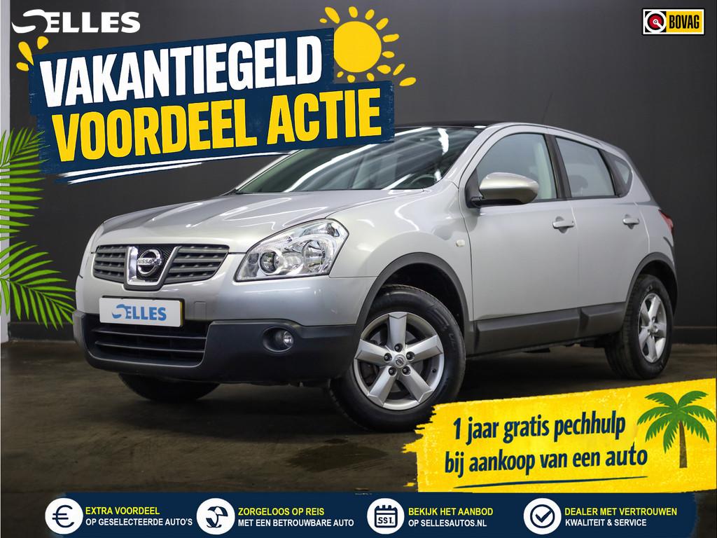 Nissan QASHQAI 1.6 Acenta | Trekhaak | Panoramadak, Voorwielaandrijving, 1272 kg, Zwart, 4 cilinders