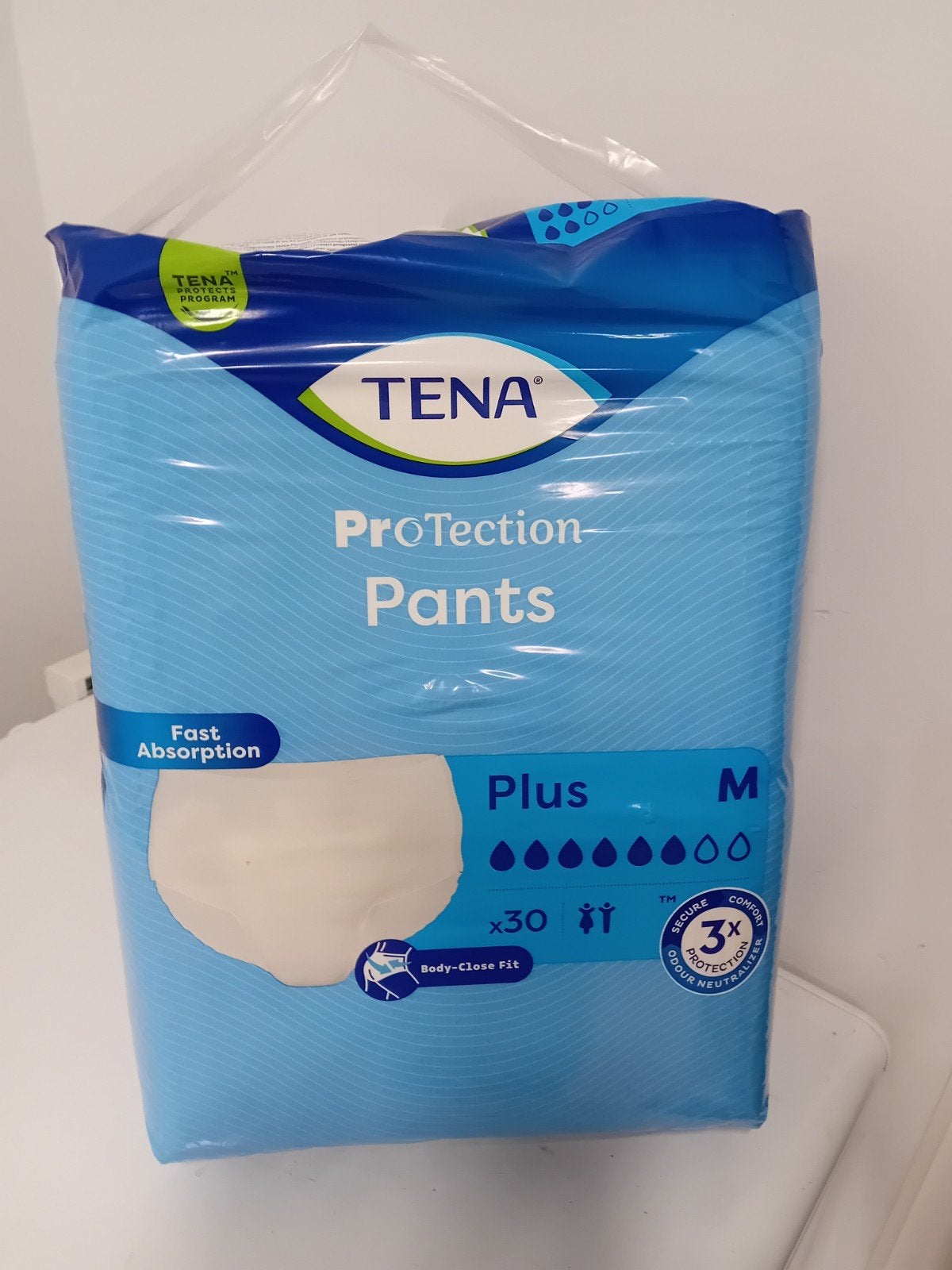 TENA PANTS PLUS Mt M € 11.50, Diversen, Verpleegmiddelen, Ophalen of Verzenden