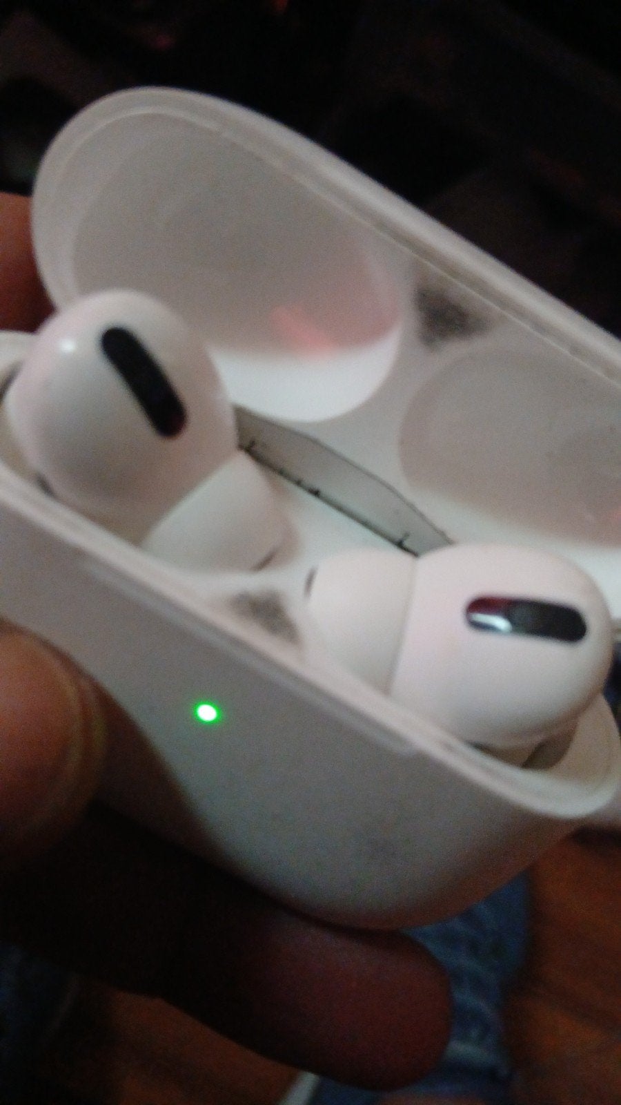 Apple AirPods Pro (1e generatie) met oplaadcase, Ophalen of Verzenden, Gebruikt, Draadloos
