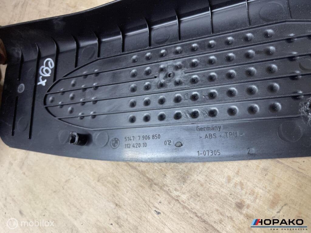 M Voetsteun BMW 3 serie E90 E91 E92 E93 | 51477906850, Auto-onderdelen, Interieur en Bekleding, Gebruikt, Einsteinlaan 5, rijswijk