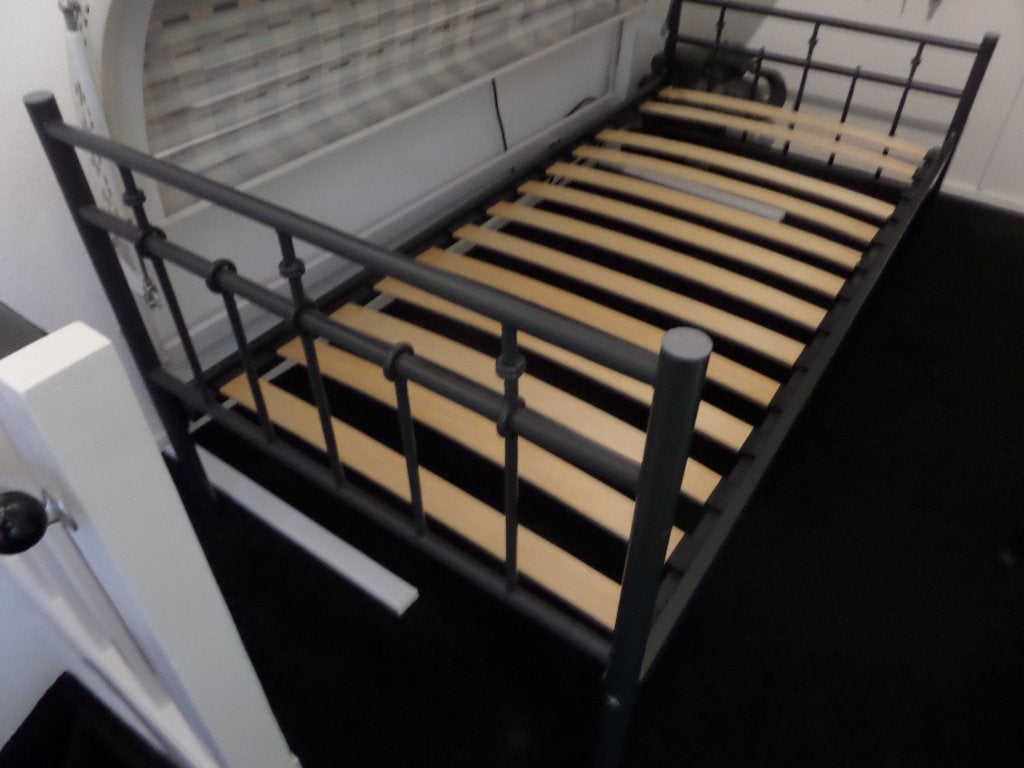 1 persoonsbed, Ophalen, Gebruikt, 90 cm, Eenpersoons