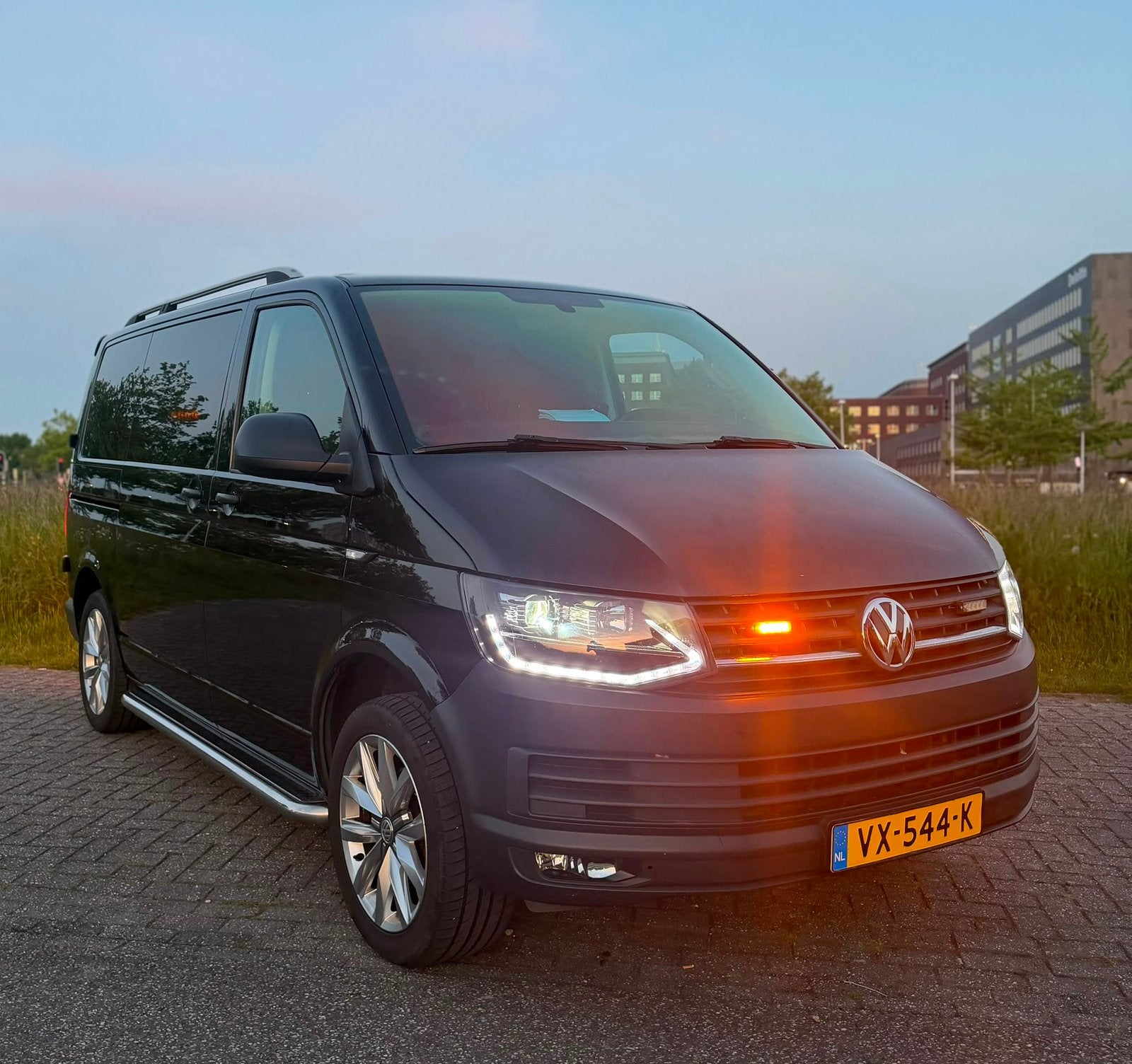 Volkswagen Transporter 2.0 D 75KW 2016, Euro 5, Zwart, 4 cilinders, Volkswagen