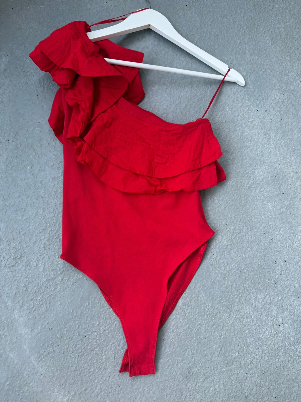 Zara one shoulder body, Kleding | Dames, Tops, Verzenden, Zo goed als nieuw, Zwart, Zonder mouw