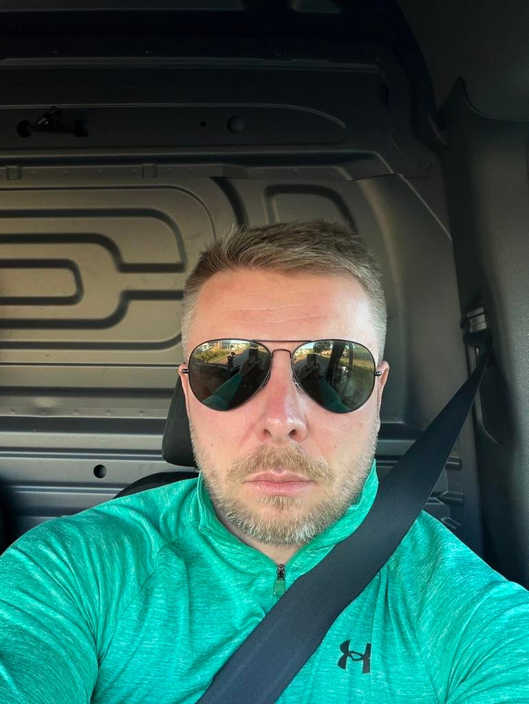 LOKING GOR PART TIME JOB 5 YEARS EXPERIENCE AS A COURIER, Vacatures, Vacatures | Chauffeurs, 33 - 40 uur