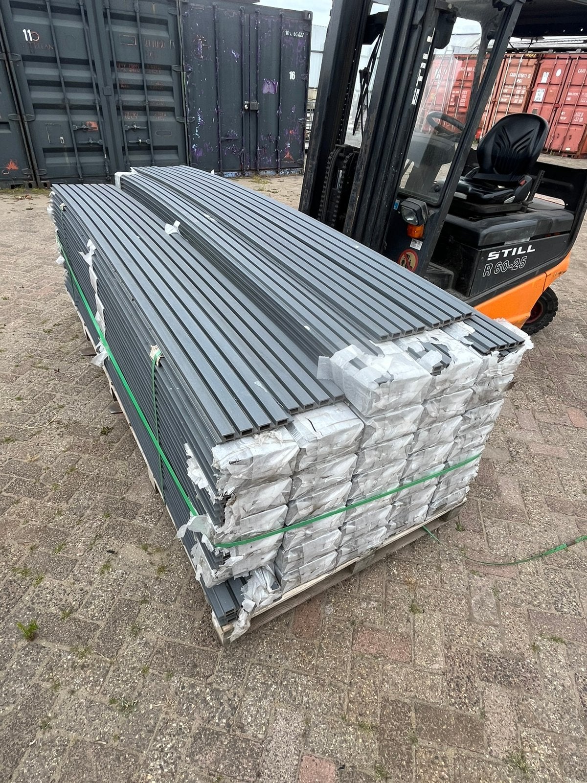 OPRUIMING Kunststof wandplanken grijs, Doe-het-zelf en Verbouw, Platen en Panelen, Ophalen, Overige materialen, 20 tot 50 mm, Geen idee