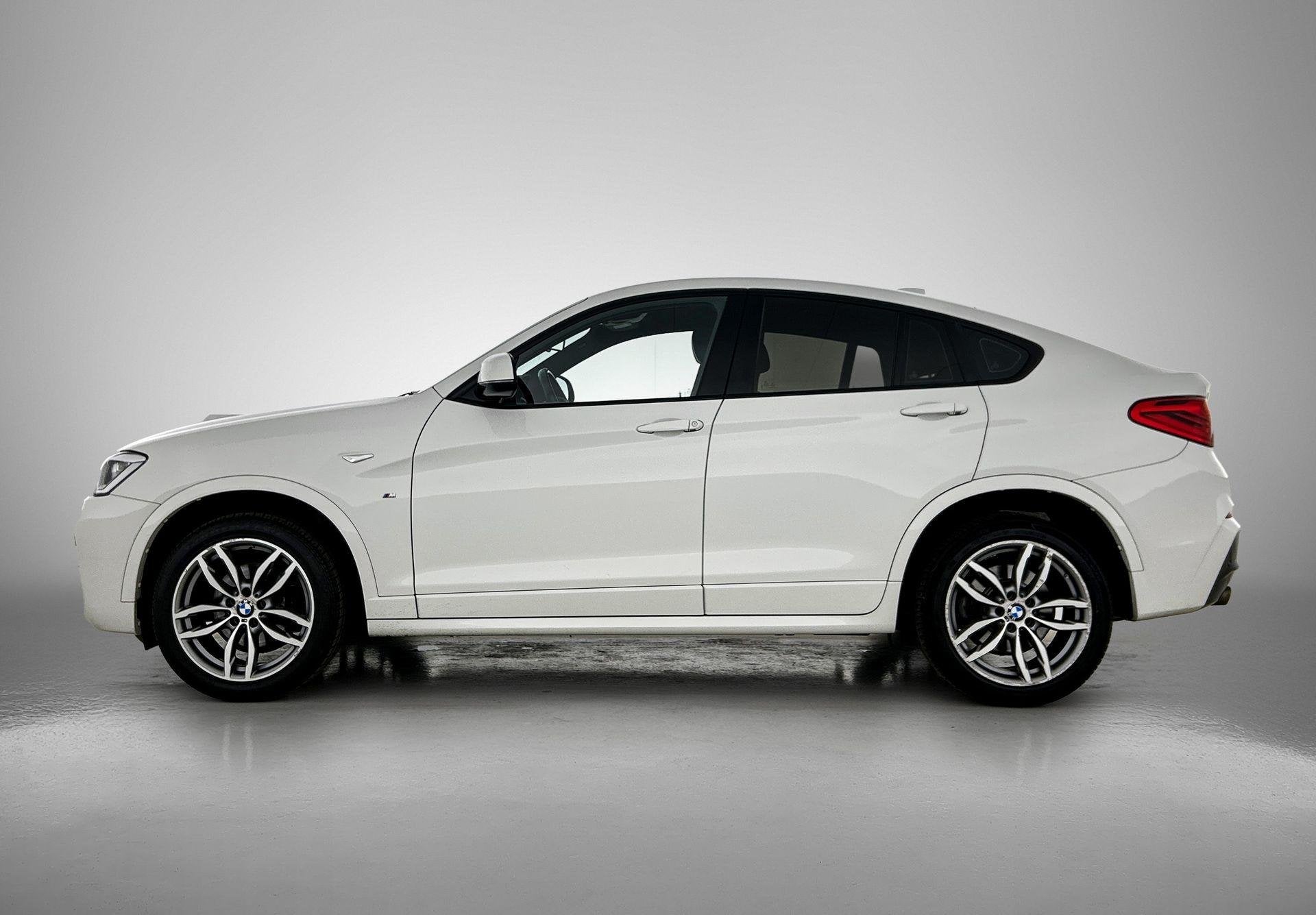 BMW X4 xDrive20i Executive | M SPORT PAKKET | NAVIGATIE | BL, Automaat, 12 maanden, Gebruikt, 4 cilinders