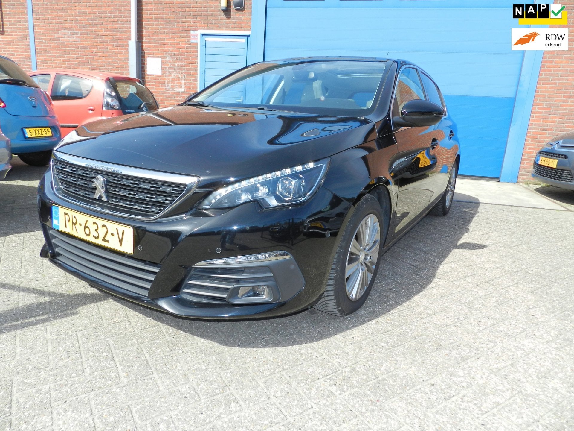 Peugeot 308 1.2 PureTech Allure volle lederbekleding, Voorwielaandrijving, Gebruikt, Euro 6, Bedrijf