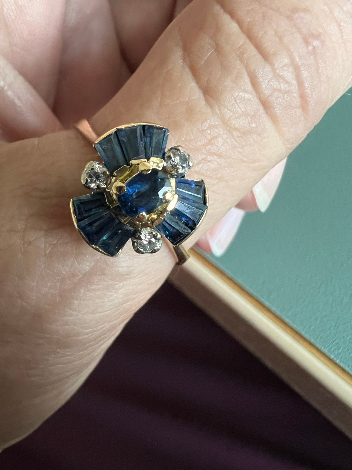 Prachtige 18K Gouden Ring met Saffier en Diamanten, Maat 20, 20 of groter, Blauw, Ophalen of Verzenden, Zo goed als nieuw
