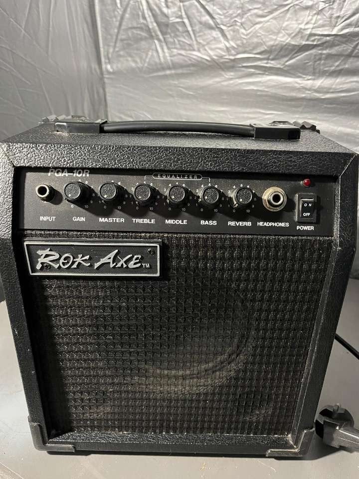 Rok Axe PGA-10R Gitaarversterker - 10 Watt, Ophalen, Gebruikt, Gitaar, Minder dan 50 watt