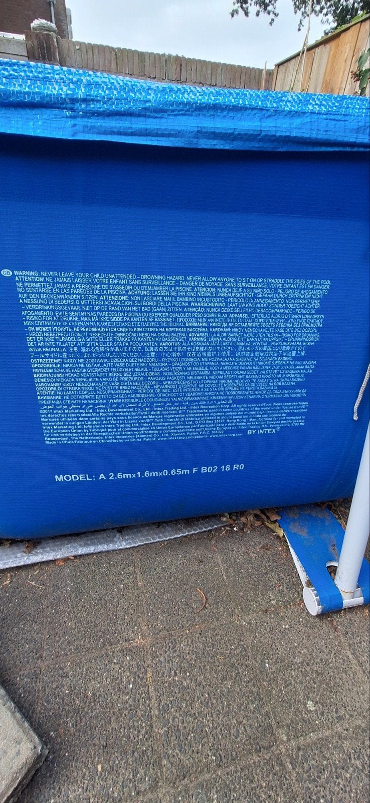 Mooi zwembad 2.6x1.6x0.65m met motor en afdekzeil, Ophalen of Verzenden