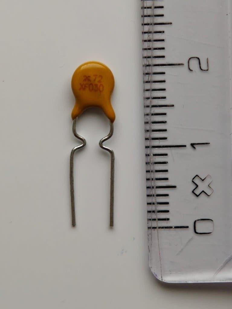 Zelf herstellende zekering rxef030, xf030 72v, Verzenden, Nieuw