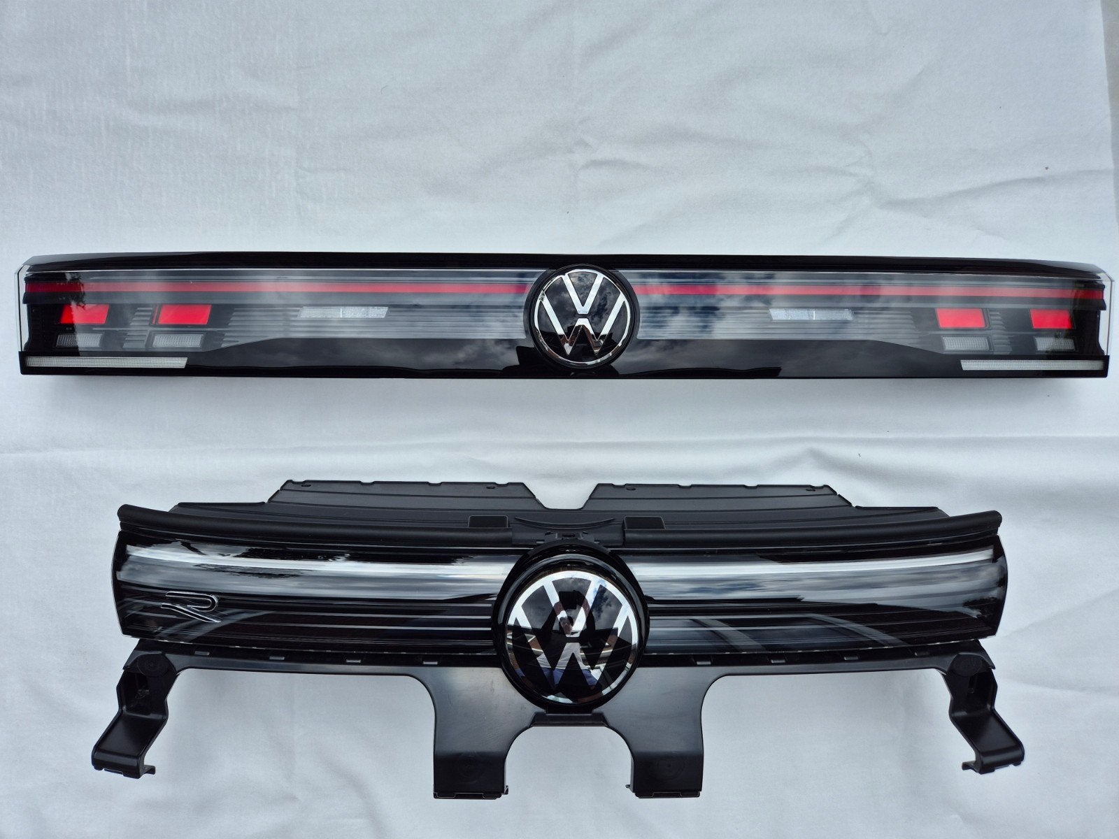 571 CT1 R-LINE GRILL ACHTERLICHT BALK KLEP VW TIGUAN, Volkswagen, Nieuw, Ophalen of Verzenden, Bumper
