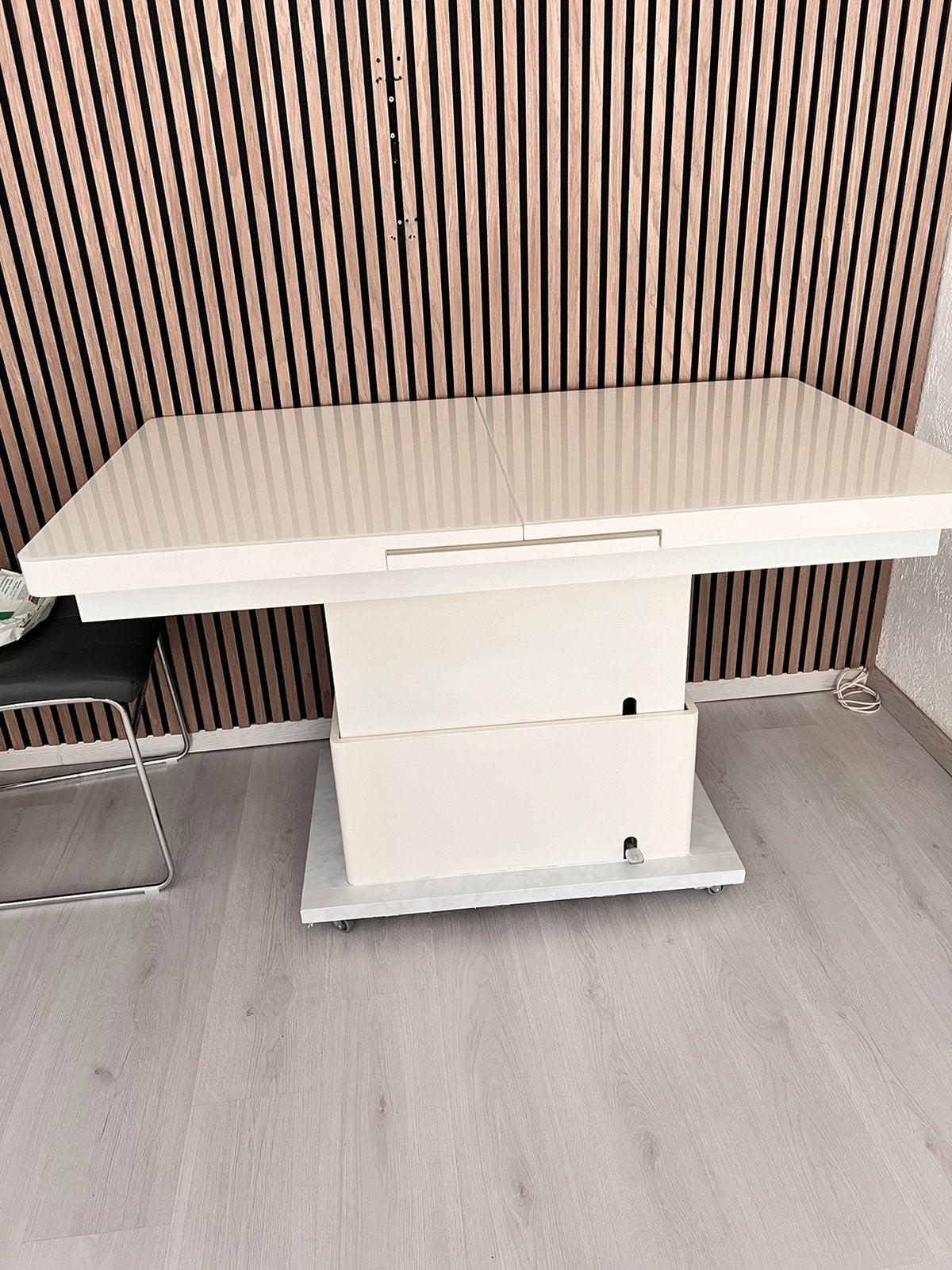 Wit open tafel, Huis en Inrichting, Bureaus, Ophalen of Verzenden, Zo goed als nieuw