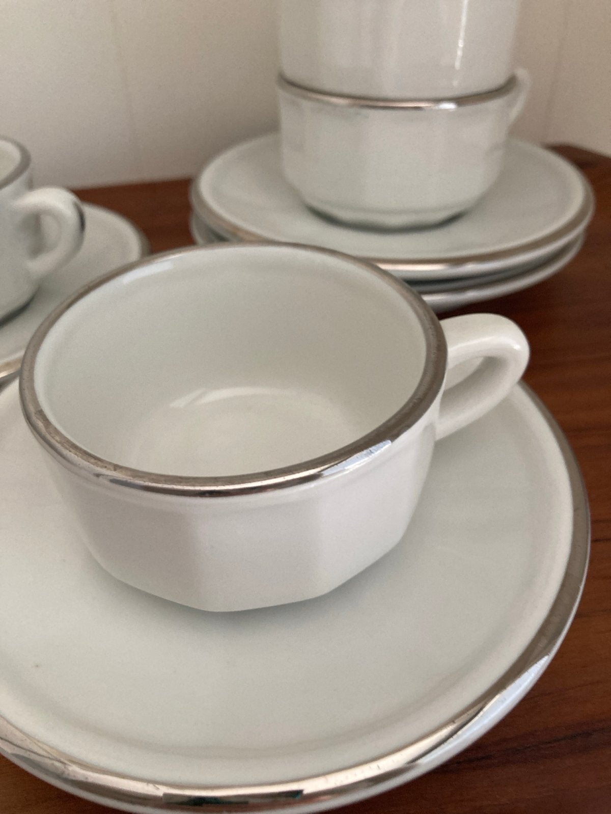 Vintage - Apilco porseleinen 4 koffie kopjes - wit, Ophalen of Verzenden