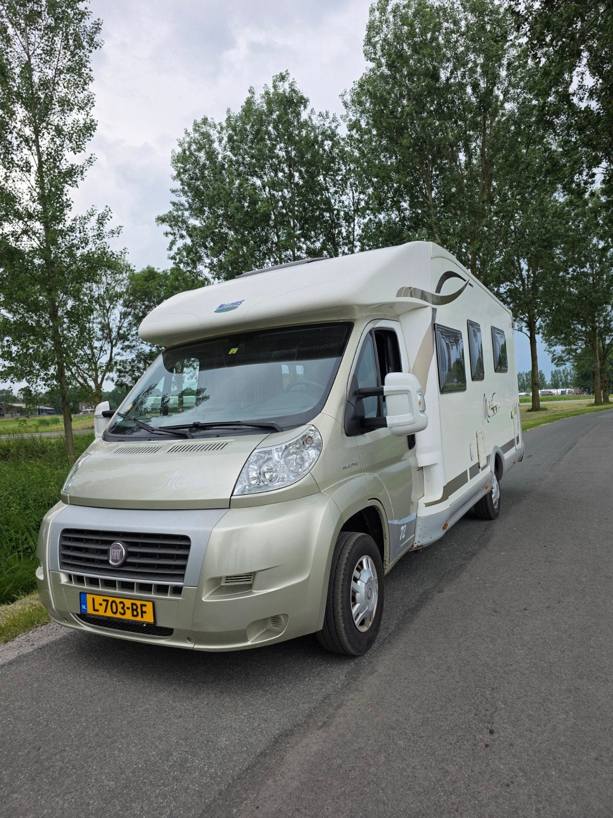 Nette Camper Queensbed en hefbed, Caravans en Kamperen, Campers, Particulier, tot en met 4, Half-integraal, Fiat, Fiat, 7 tot 8 meter