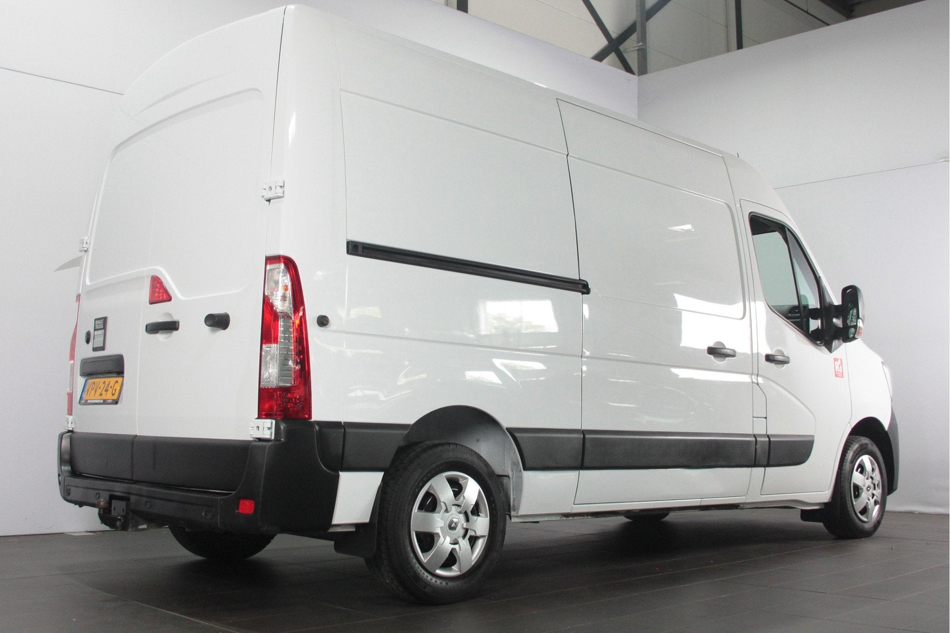 Renault Master T33 2.3 dCi 150 L2H2 Energy Comfort - Navi /, Auto's, Gebruikt, Euro 6, 4 cilinders, 150 pk
