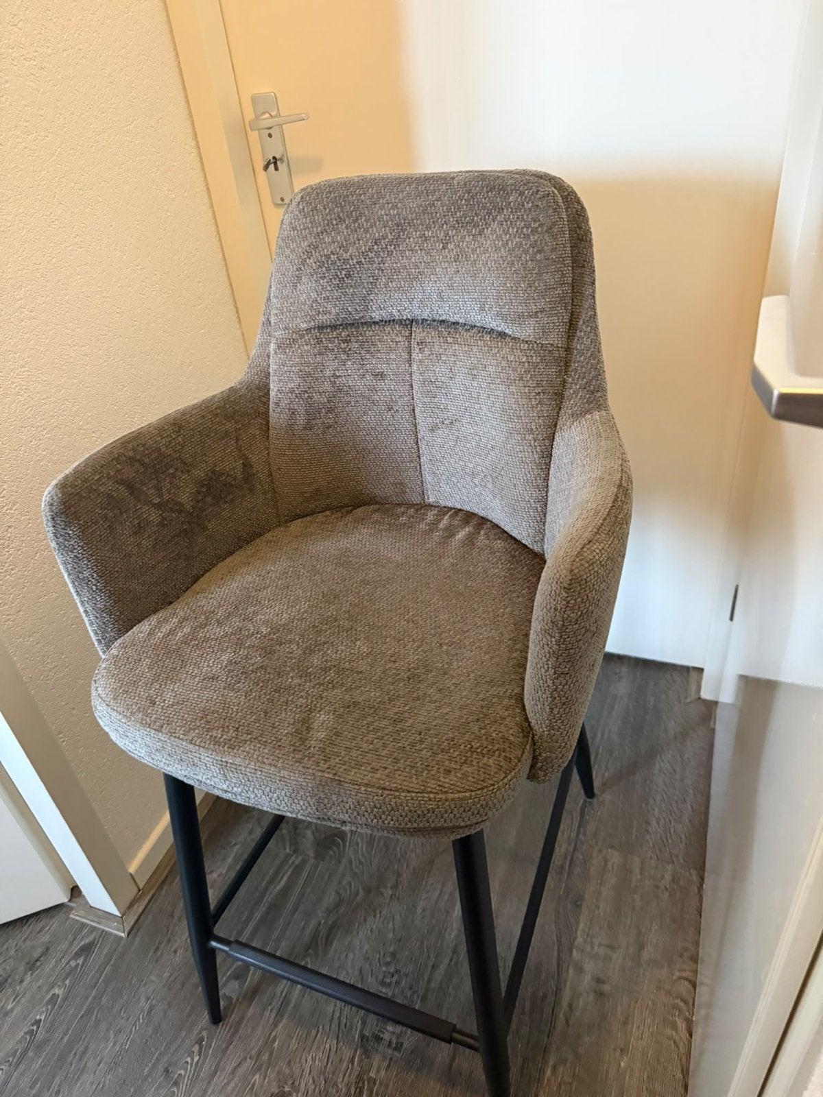 4 Hoge Eetkamerstoelen - Comfortabel en Stijlvol, Huis en Inrichting, 4 krukken, Ophalen, Gebruikt, 90 cm of meer