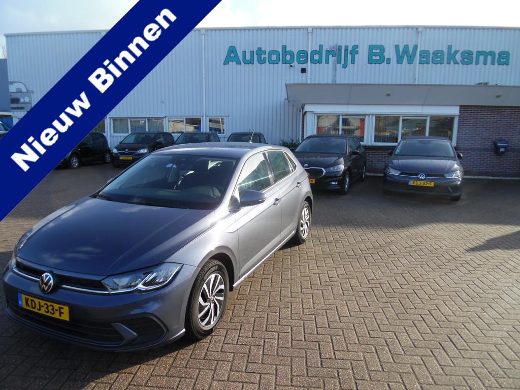 Volkswagen Polo 1.0 TSI Life (bj 2022), Auto's, Voorwielaandrijving, Stof, Gebruikt, 580 kg
