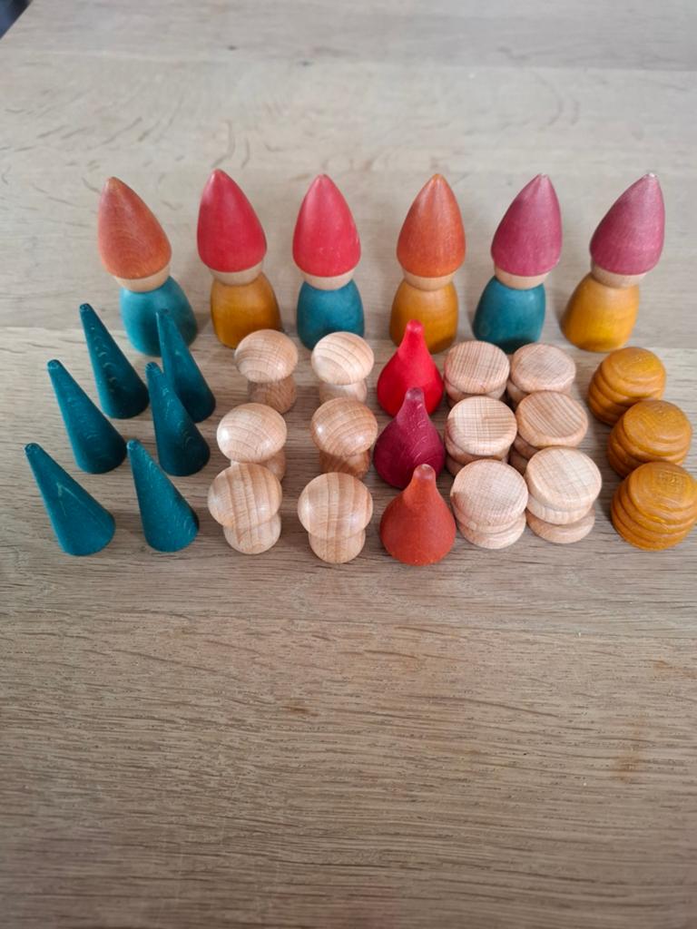 Grapat houten nins, Ophalen of Verzenden, Jongen of Meisje