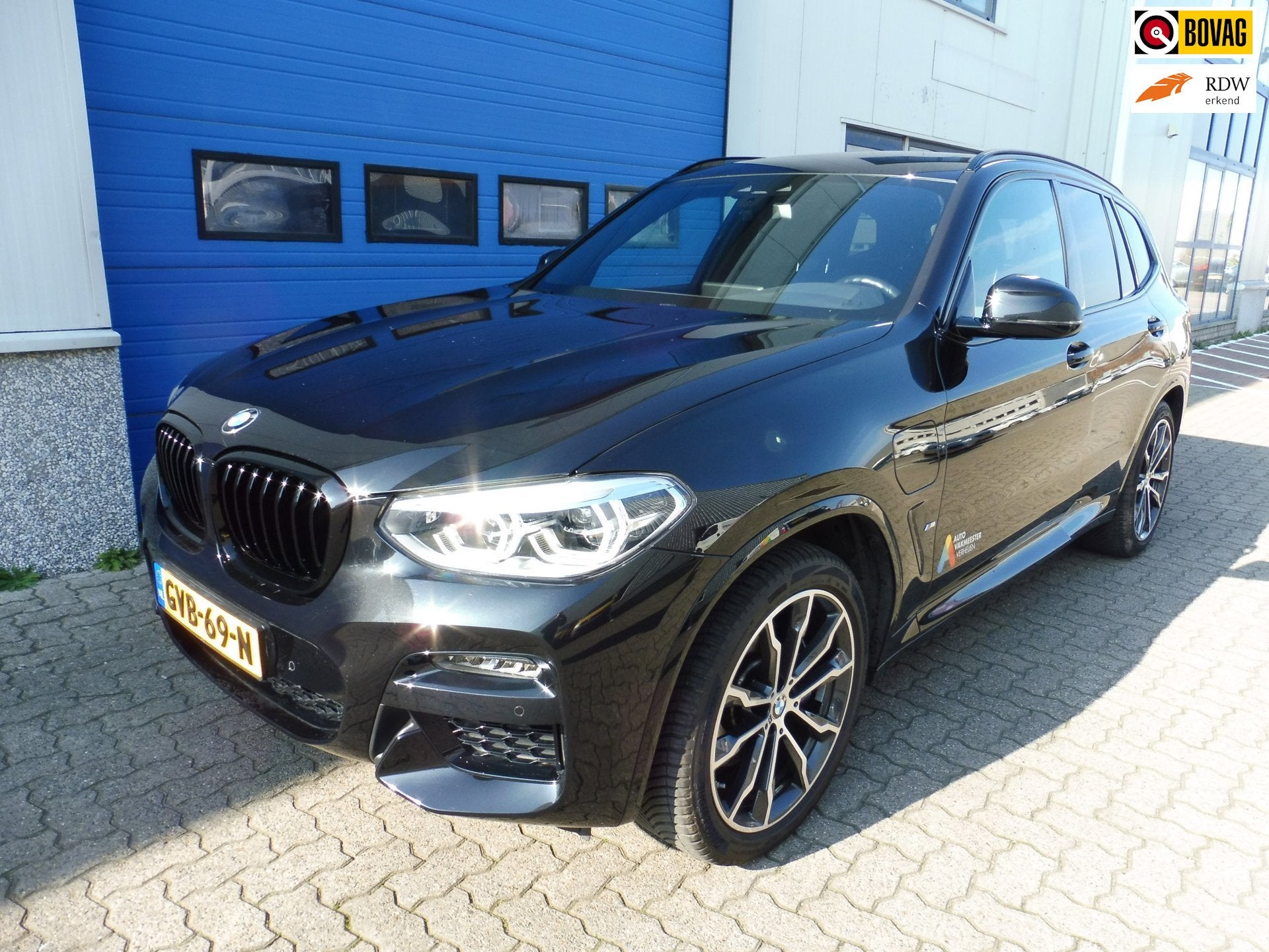 BMW X3 XDrive30e High Executive M-pakket, panoramdak automaa