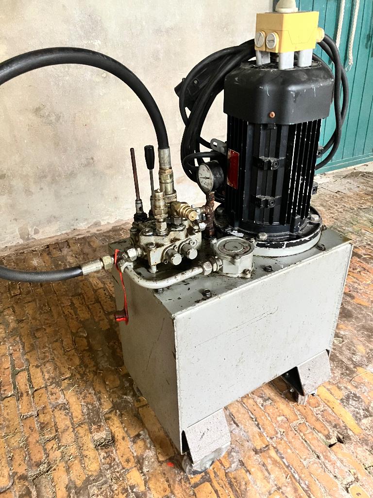 Hydrauliek pomp unit, Ophalen, Gebruikt