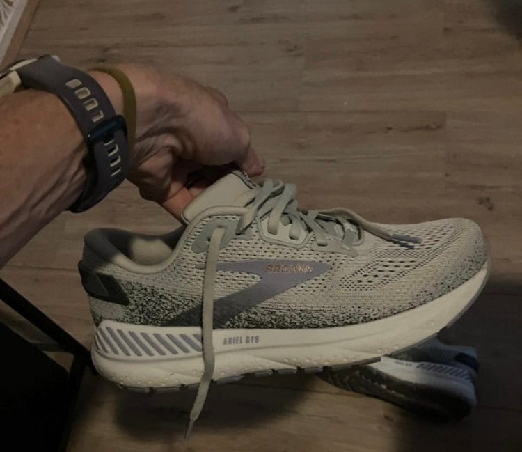Brooks ariel GTS Maat 39 HARDLOOPSCHOEN, Overige merken, Hardloopschoenen, Nieuw, Ophalen of Verzenden