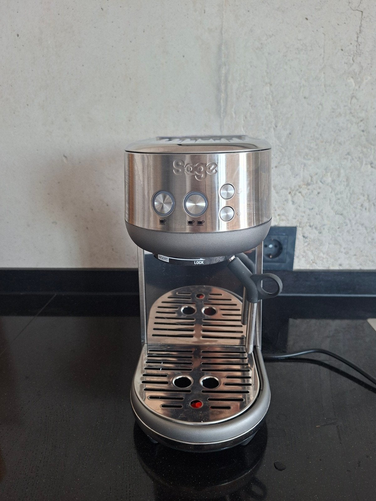 Sage Bambino espressomachine met diverse portafilter baskets, Witgoed en Apparatuur, Koffiezetapparaten, Ophalen, Espresso apparaat
