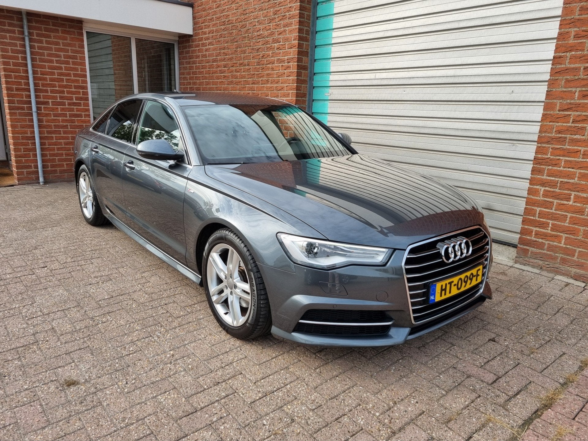 Audi A6 Limousine 2.0 TDI ultra Automatic Sport Edition Bj:2, Auto's, Euro 6, 4 cilinders, 150 pk, Leder en Stof