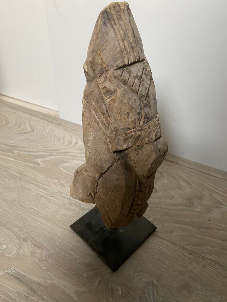 Sober,oud ornament paard/hoofd paard op statief,hout, India, Ophalen