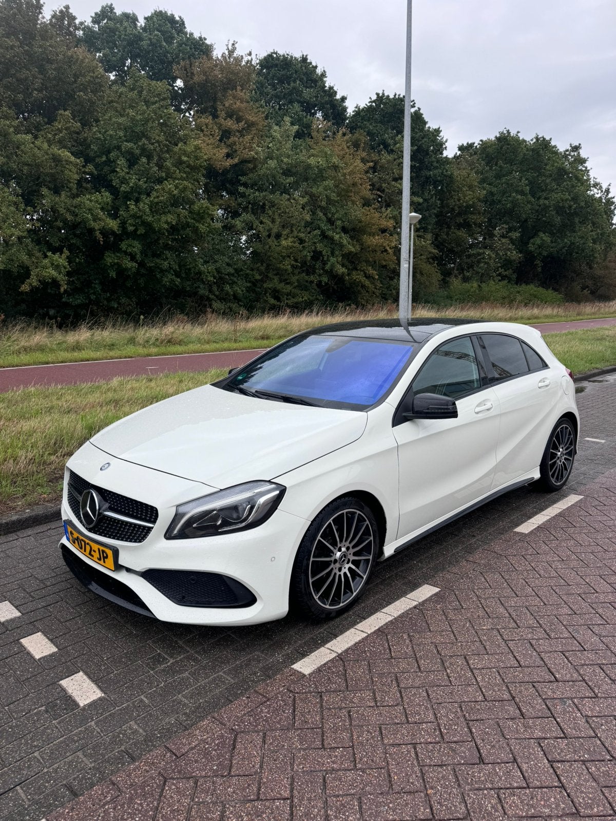Mercedes-Benz | A180 | Automaat | 2017 | PANO | AMG Pakket, Auto's, 4 cilinders, 1595 cc, 1200 kg, 19 km/l