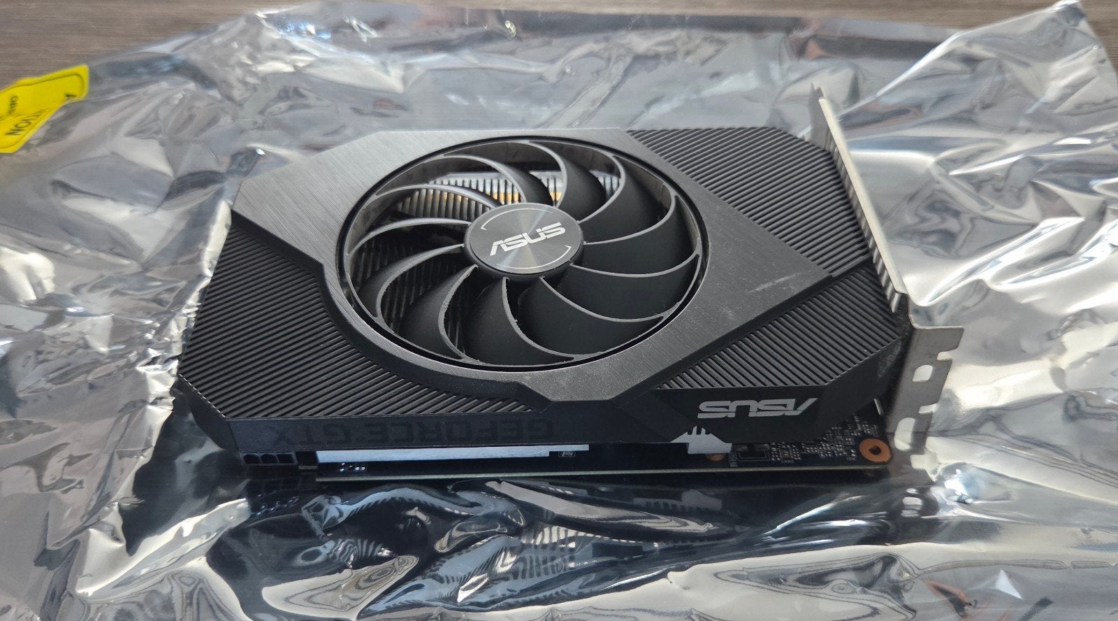 ASUS GeForce GTX 1650 Phoenix Grafische Kaart, Computers en Software, Videokaarten, Ophalen, PCI-Express 3, GDDR6, HDMI
