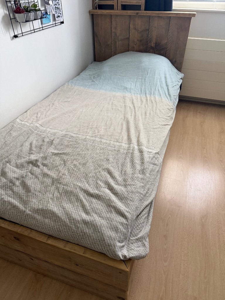 steigerhouten bed 90X200 met lattenbodem en 2 kastjes, Ophalen, Gebruikt, 90 cm, Eenpersoons