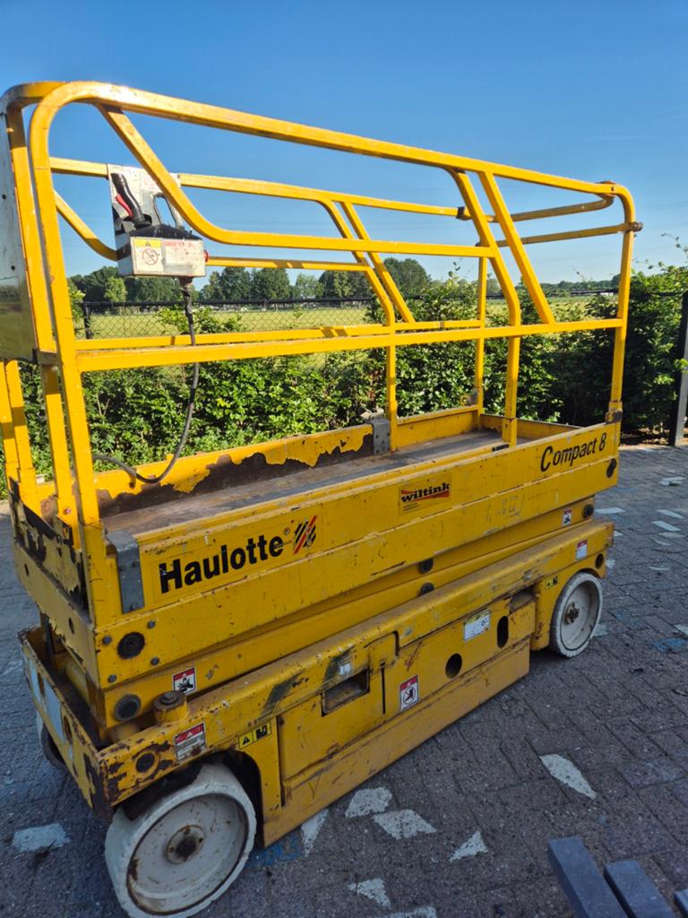 Tekoop schaarlift, Ophalen