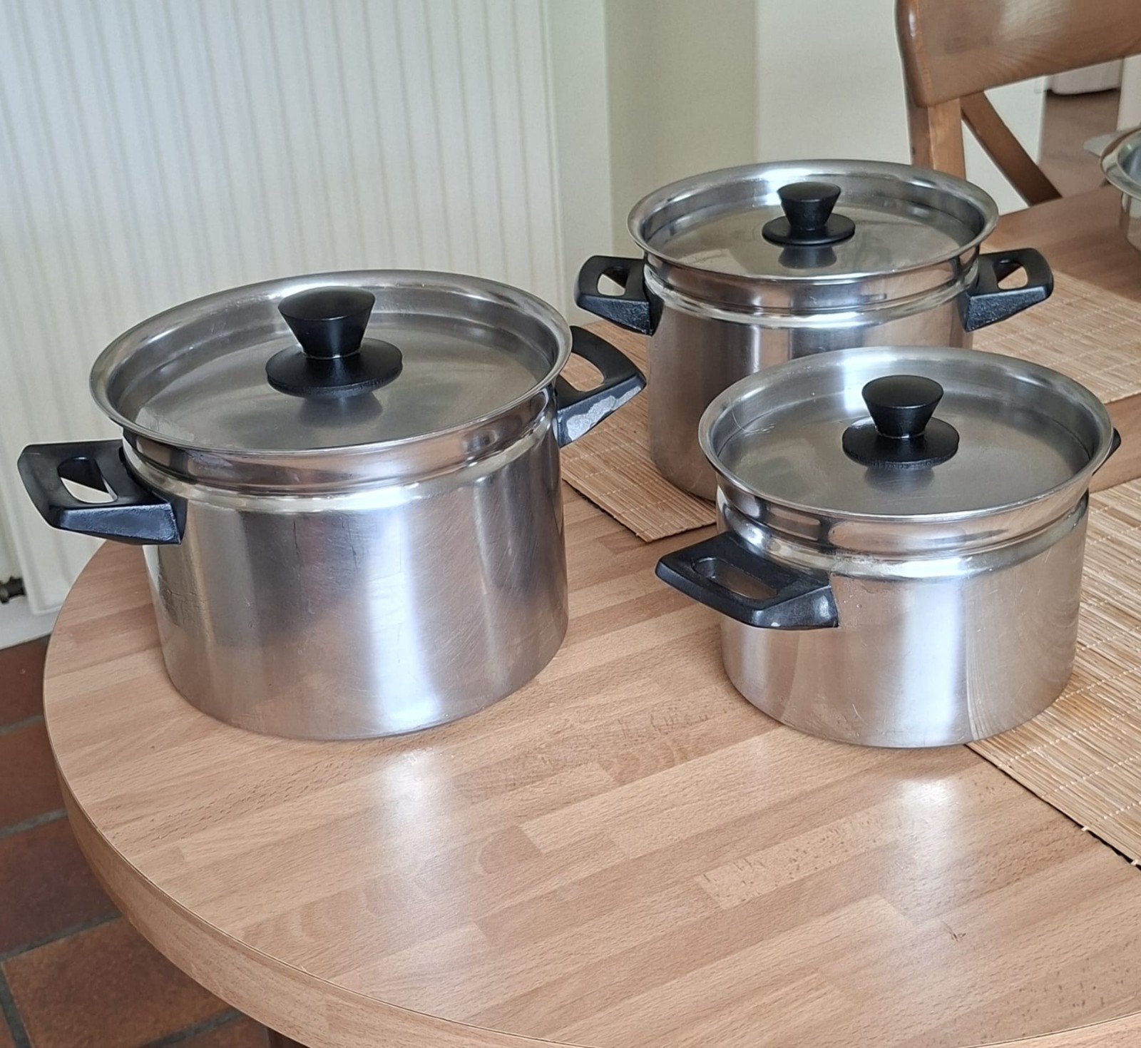 Pannenset RVS met deksels - 3-delig Sola pannen., Huis en Inrichting, Keuken | Potten en Pannen, Ophalen of Verzenden