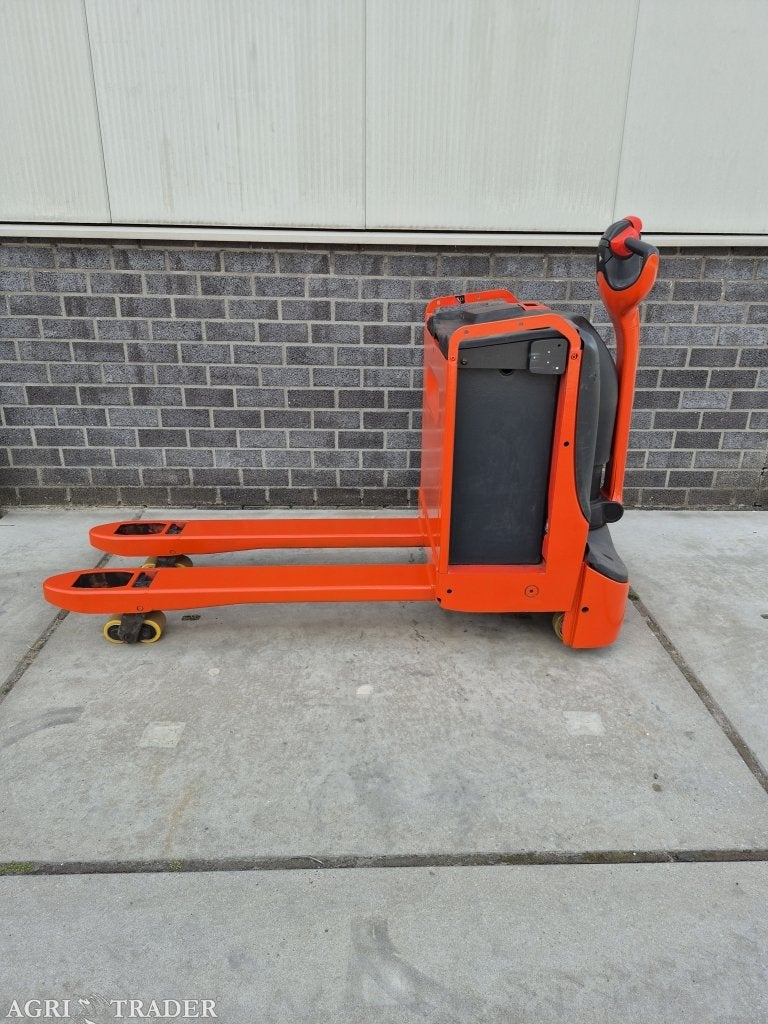 Linde T18 bj 2022 3895 uur accu bj 2024 nieuwe wielen, Linde, -, Niet opgegeven, Palletwagen