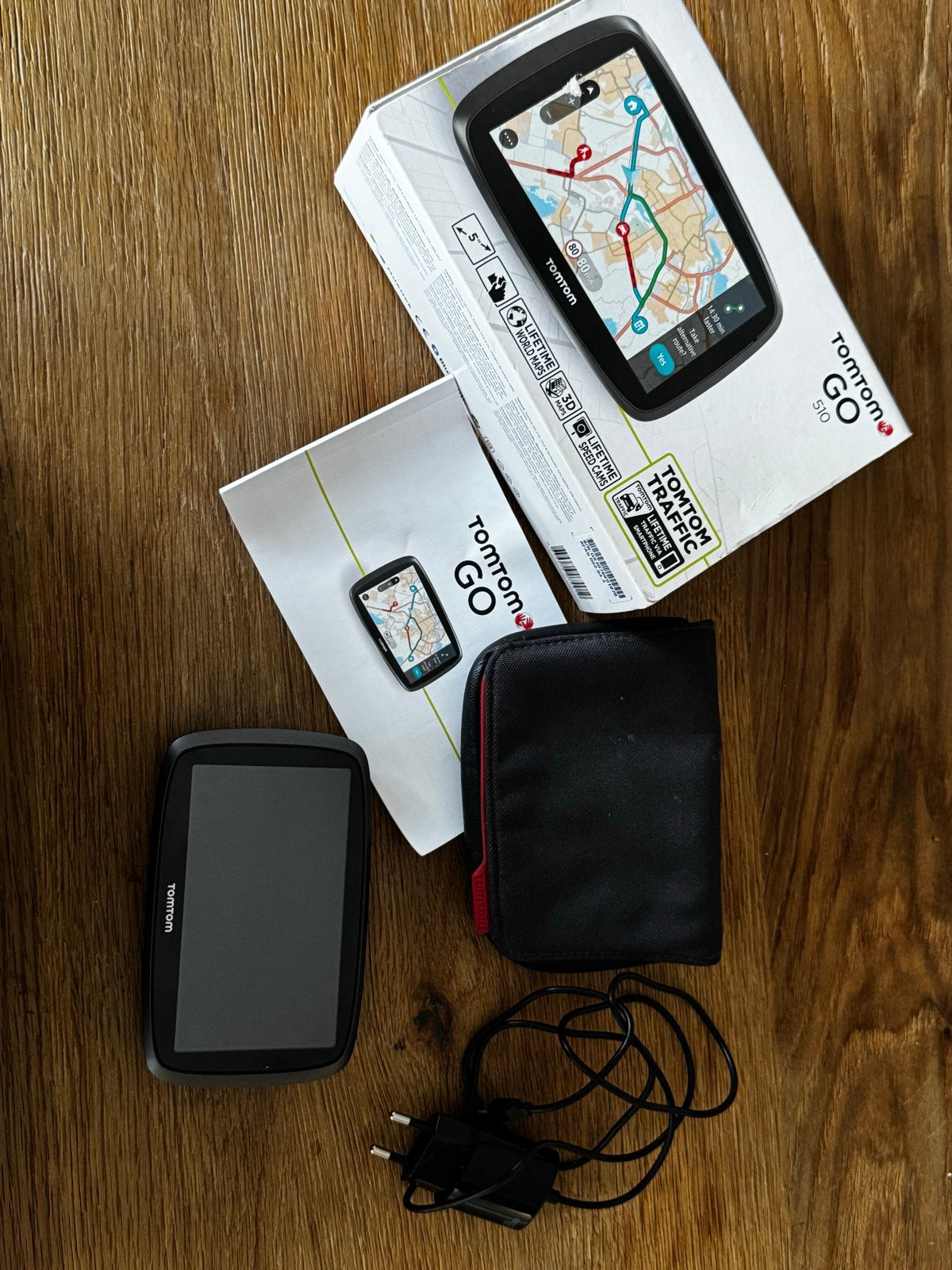 TomTom GO 510 Navigatiesysteem met Lifetime Maps, Ophalen of Verzenden, Zo goed als nieuw
