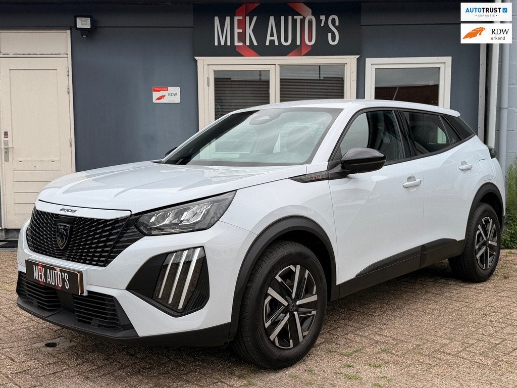 Peugeot 2008 1.2 PureTech PureTech 130 GT|Climate|Carplay|Cr, Auto's, Stof, Gebruikt, 1199 cc, Wit