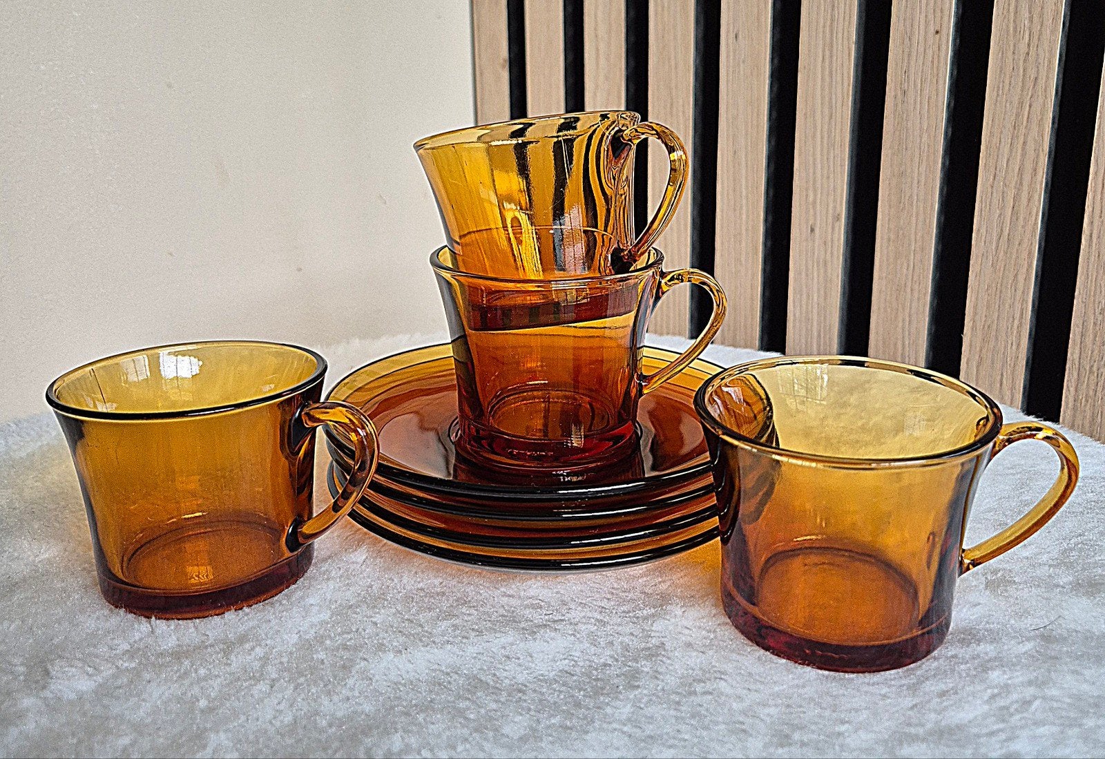 4 Duralex vintage Amber kop en schotels, Ophalen of Verzenden, Overige stijlen, Kop(pen) en/of Schotel(s), Glas