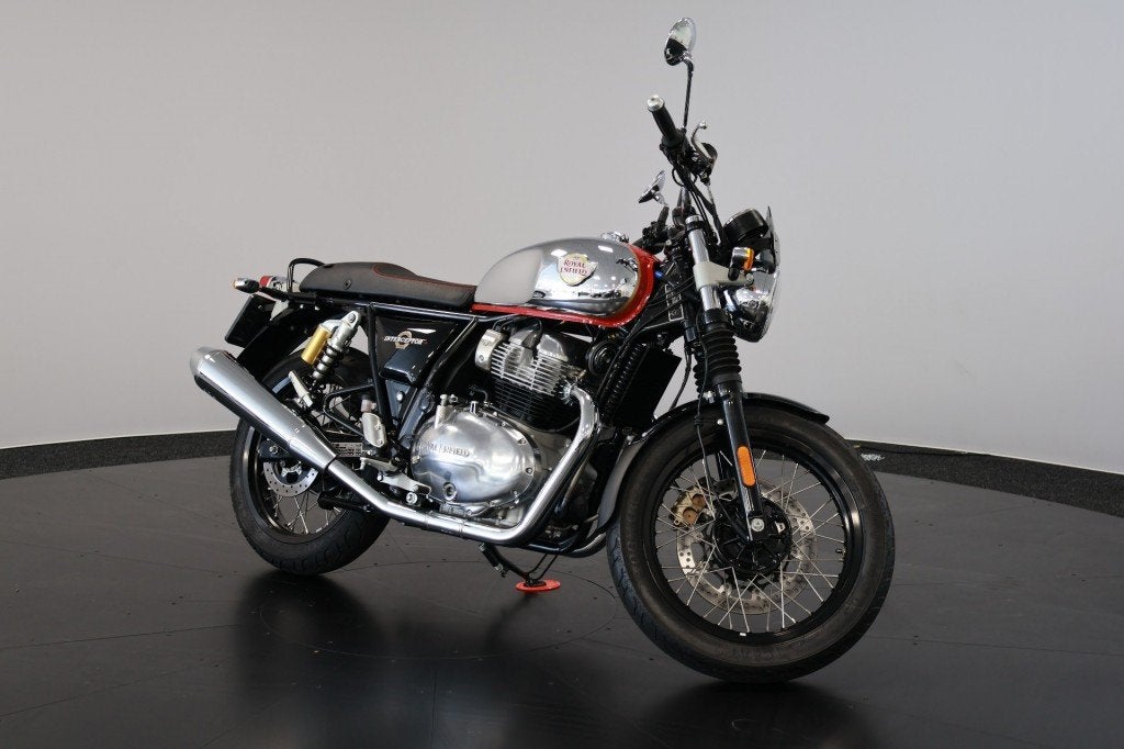 Royal enfield Interceptor 650 Tour, 648 cc, Bedrijf, Overig, Thiruvottiyur High Road, Thiruvottiyur, Chennai, Tamil Nadu 600019, India