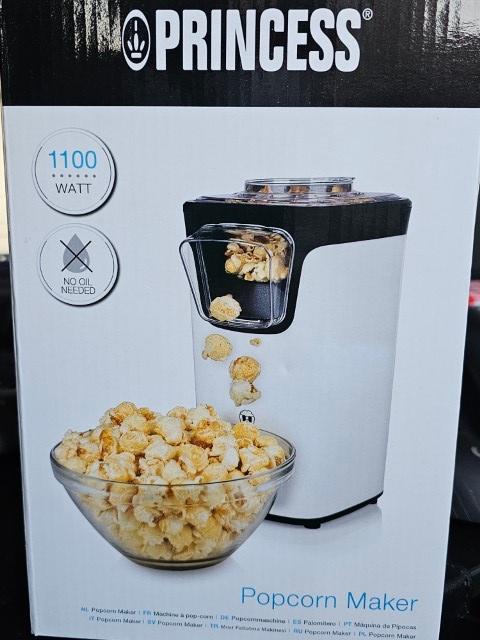 Te koop: NIEUWE popcorn maker, Princess., Overige typen, Ophalen of Verzenden, Nieuw, Wit