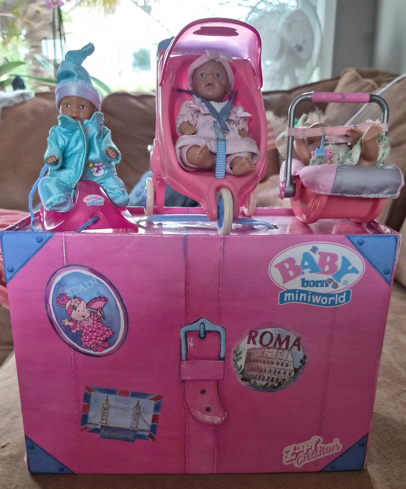 Baby born mini world reiskoffer vol, Kinderen en Baby's, Speelgoed | Poppen, Ophalen, Zo goed als nieuw, Babypop