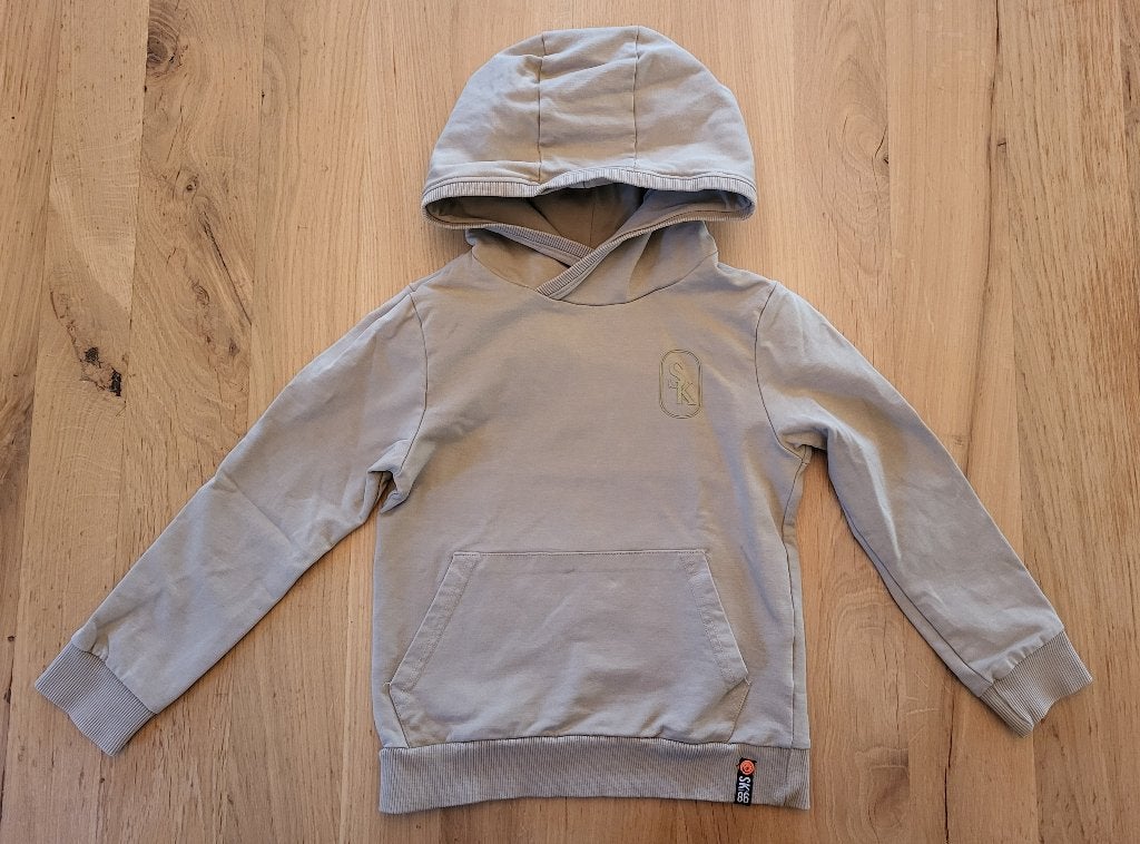 Skurk hoodie, trui, beige, maat 110/116, Skurk, Trui of Vest, Ophalen of Verzenden, Zo goed als nieuw
