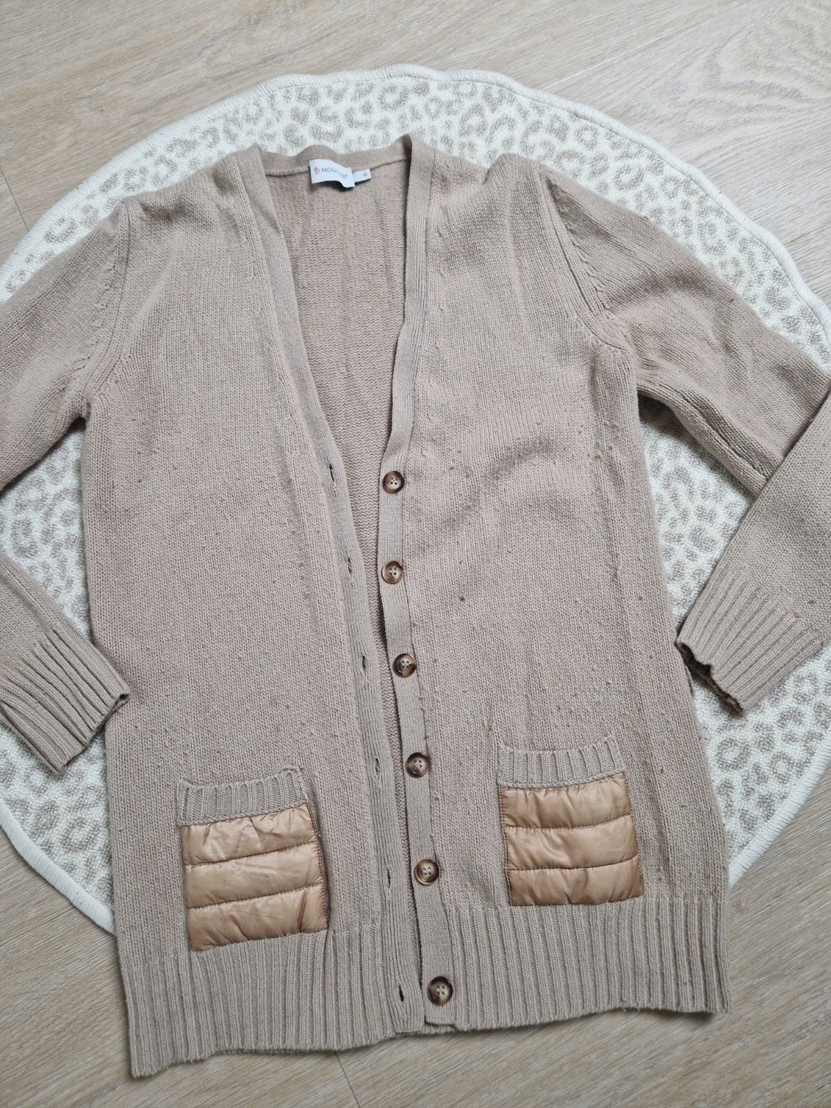 Moncler gebreid vestje beige maat S, Beige, Moncler, Ophalen of Verzenden, Zo goed als nieuw