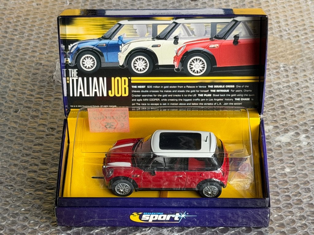 NIEUW Scalextric Slot Car Racebaan Auto Mini Cooper Job, Kinderen en Baby's, Racebaan, Nieuw, Elektrisch, Ophalen