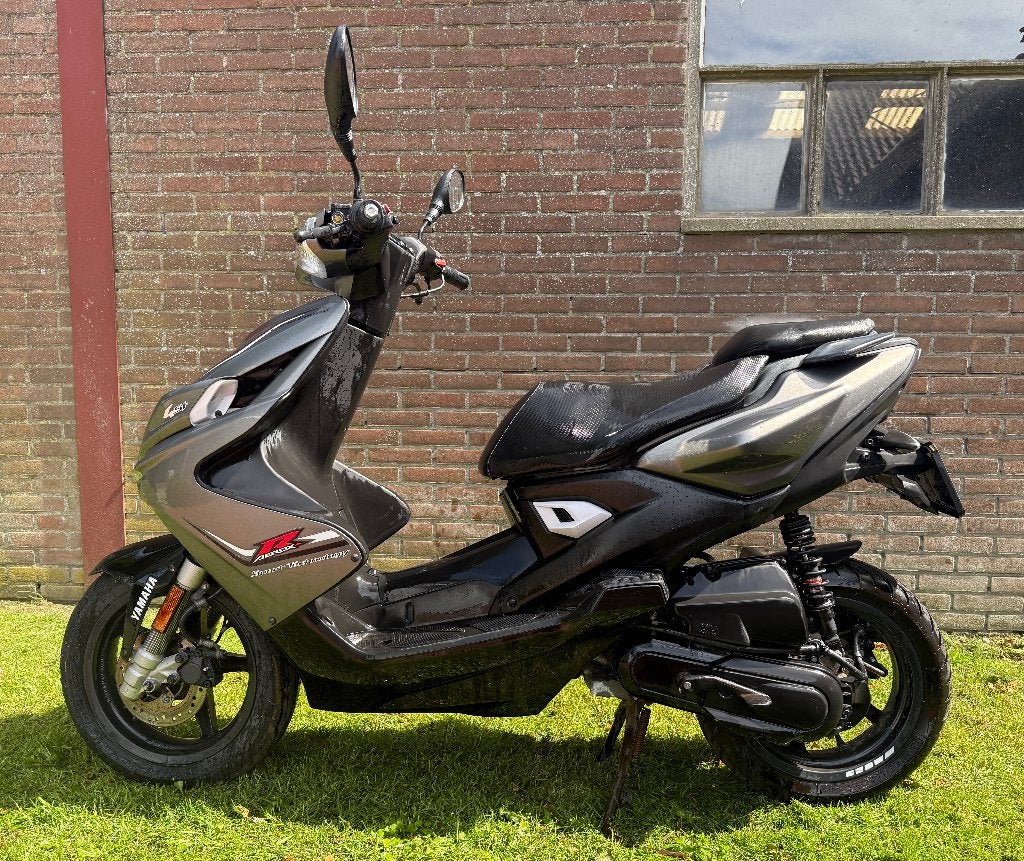 Yamaha Aerox Scooter 4takt 50cc, Fietsen en Brommers, Scooters | Yamaha, Ophalen, Gebruikt, Aerox, Maximaal 45 km/u