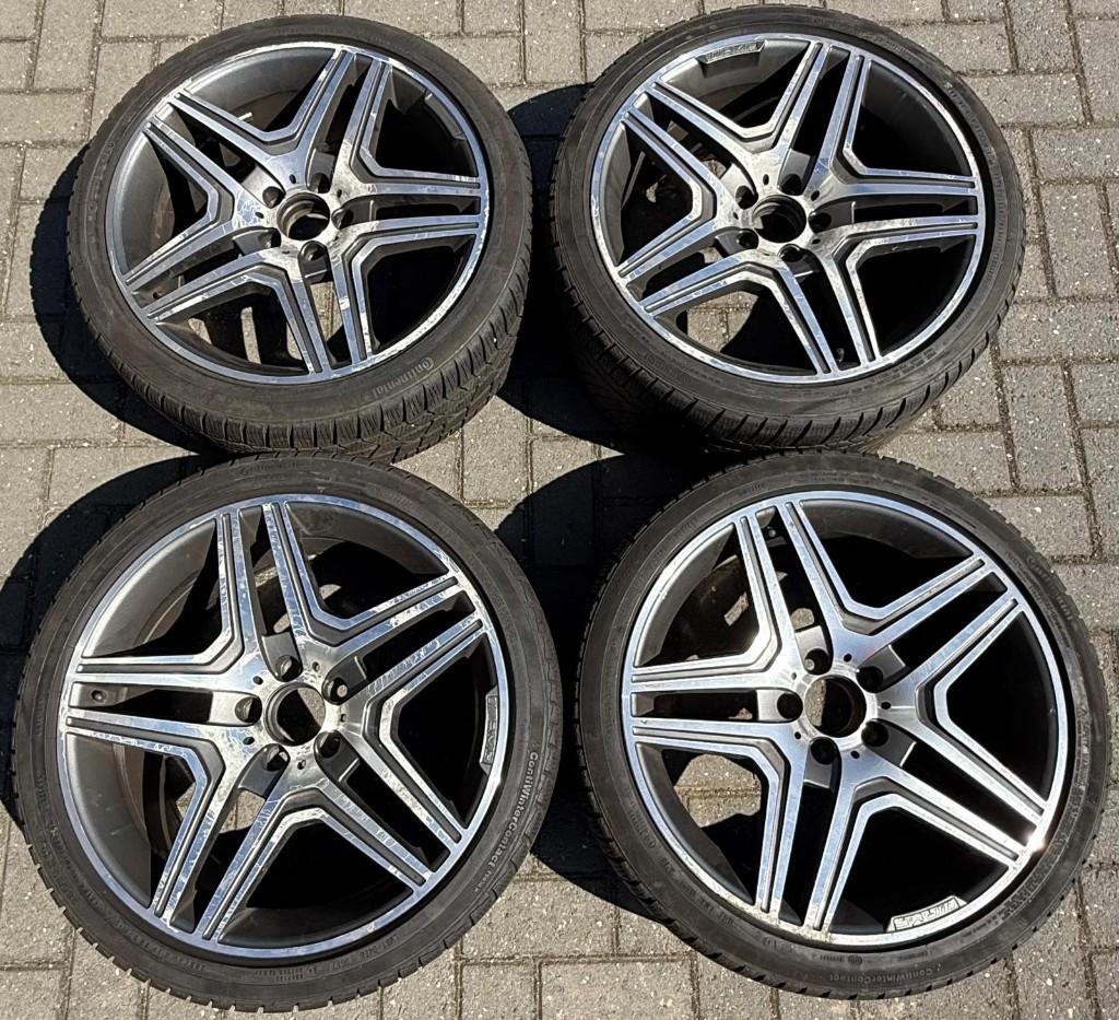 Mercedes 19 inch AMG wielen Continental winterbanden, Auto-onderdelen, Banden en Velgen, Gebruikt, 255 mm, Banden en Velgen, Personenwagen